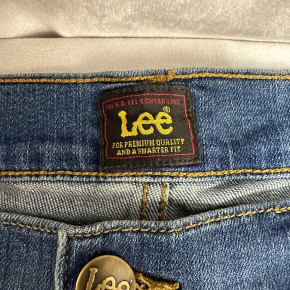 Lee Regular Fit Mens Denim Avenger Jean Shorts Size 36 Blue Cotton Blend Classic - Picture 4 of 7